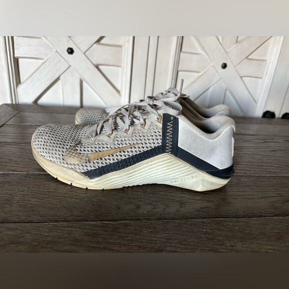 NIKE METCON Training Shoes Womens Size US 9 /41 - Picture 4 of 6